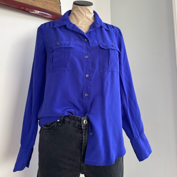 Beautiful J. Crew Silk Purple/Blue Button Down Long Sleeve Shirt - Picture 2 of 6